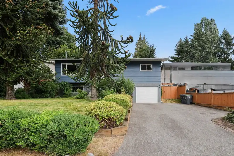 5846 179A STREET - photo 1 of 32