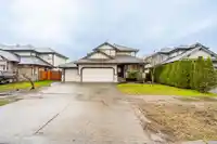 6119 166A STREET - thumbnail 1