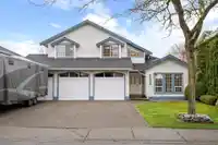 6202 189 STREET - thumbnail 1