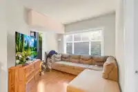 110 13468 KING GEORGE BOULEVARD - thumbnail 5