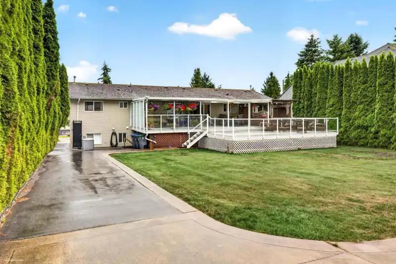 12905 99 AVENUE - photo 1 of 40