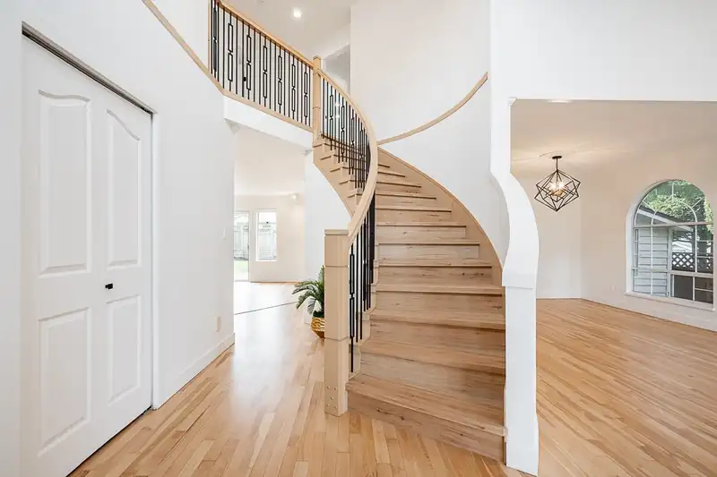 12428 63A AVENUE - photo 3 of 40