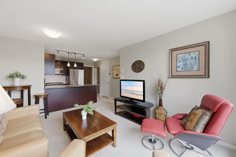 502 1650 W 7TH AVENUE - photo 3 of 25