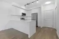 524 15738 85 AVENUE - thumbnail 3