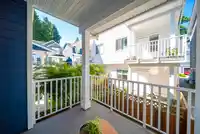 26 9762 182A STREET - thumbnail 11