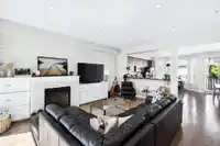 7 7155 189 STREET - thumbnail 1
