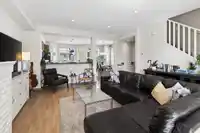 7 7155 189 STREET - thumbnail 3