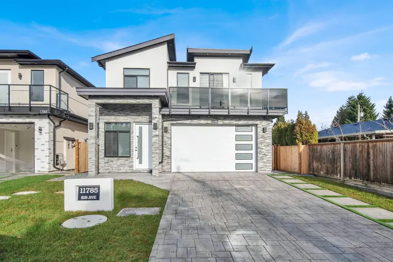 11785 82B AVENUE - photo 2 of 25