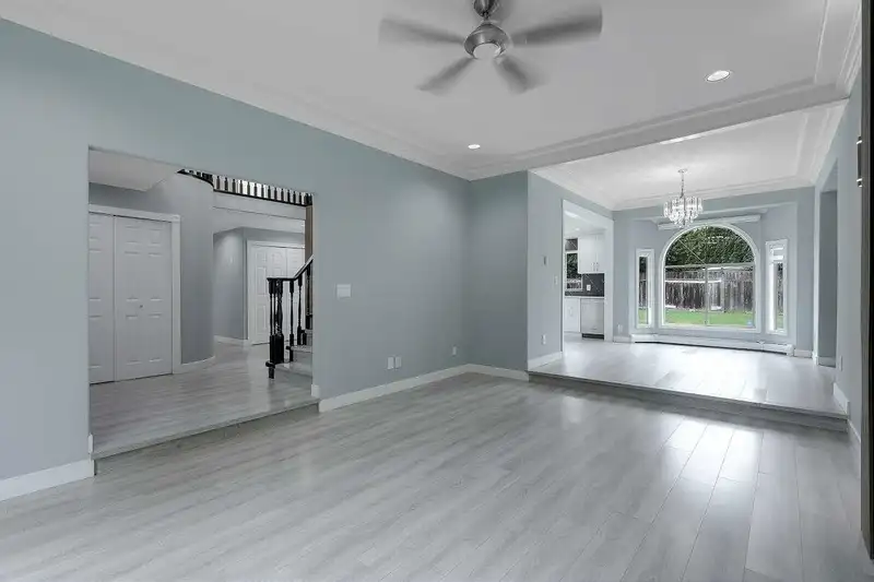 8636 141B STREET - photo 2 of 40