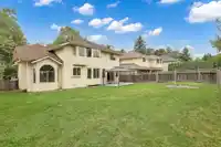 8636 141B STREET - thumbnail 35