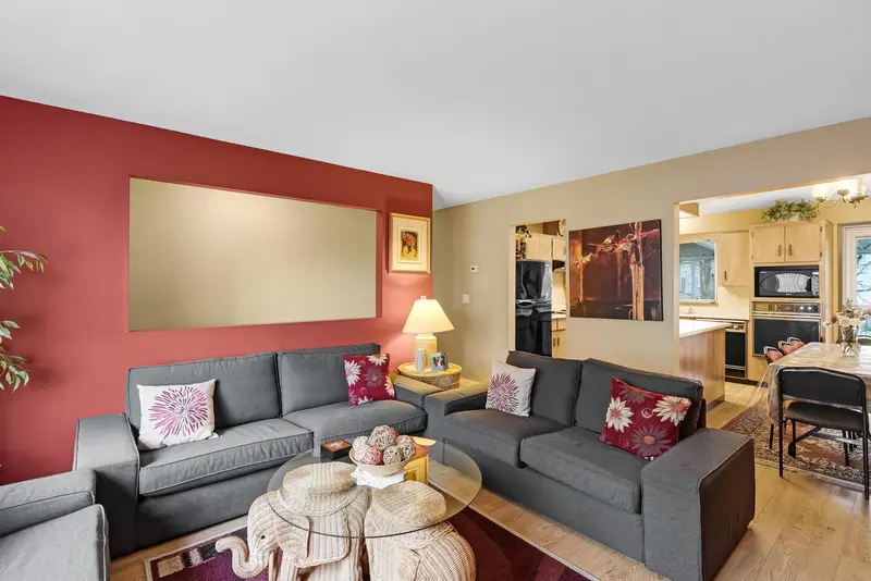 12486 113B AVENUE - photo 3 of 25