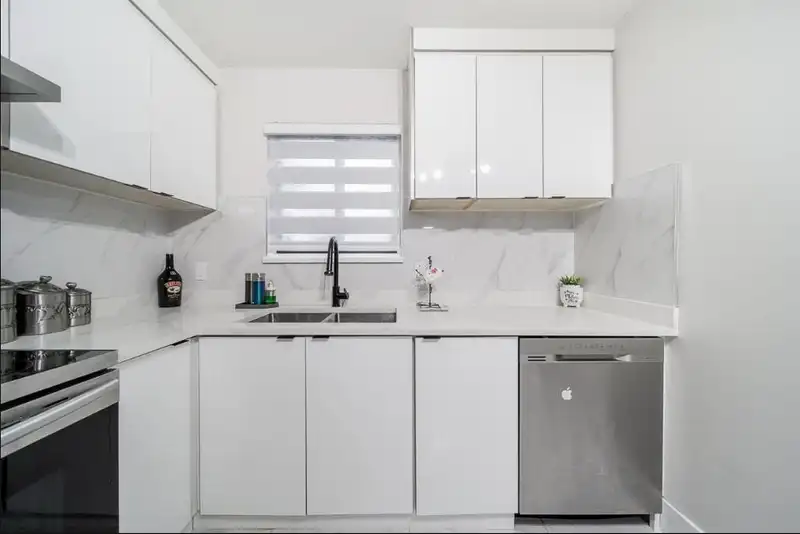 129 13710 67 AVENUE - photo 4 of 17