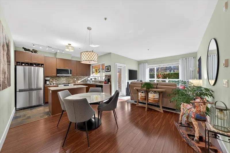 102 2473 ATKINS AVENUE - photo 1 of 25