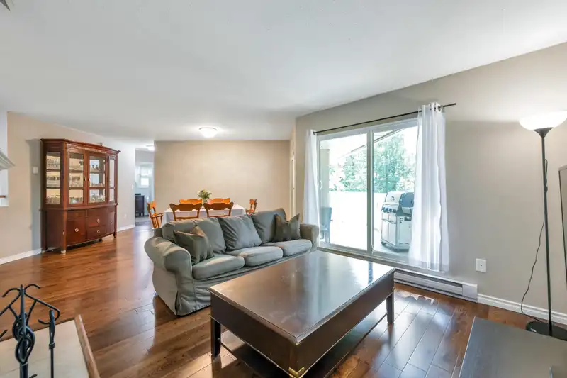 37 9910 148 STREET - photo 2 of 36