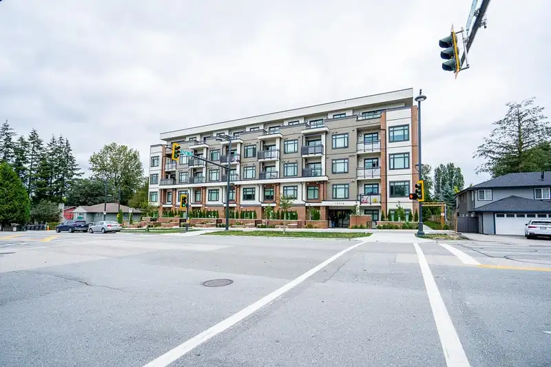 501 10616 132 STREET - photo 1 of 18