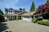 9709 CROWN CRESCENT - thumbnail 1
