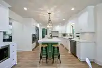 9709 CROWN CRESCENT - thumbnail 20
