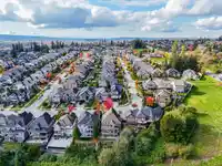 5536 189A STREET - thumbnail 35