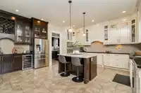5536 189A STREET - thumbnail 10