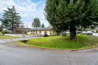 14747 90A AVENUE - thumbnail 4