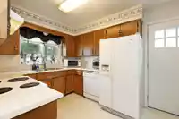 15556 96B AVENUE - thumbnail 11