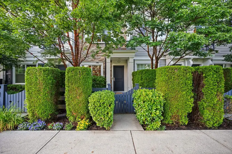 10 7348 192A STREET - photo 2 of 38
