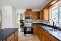 5966 186 STREET - thumbnail 11