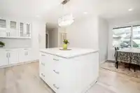 10390 158B STREET - thumbnail 5