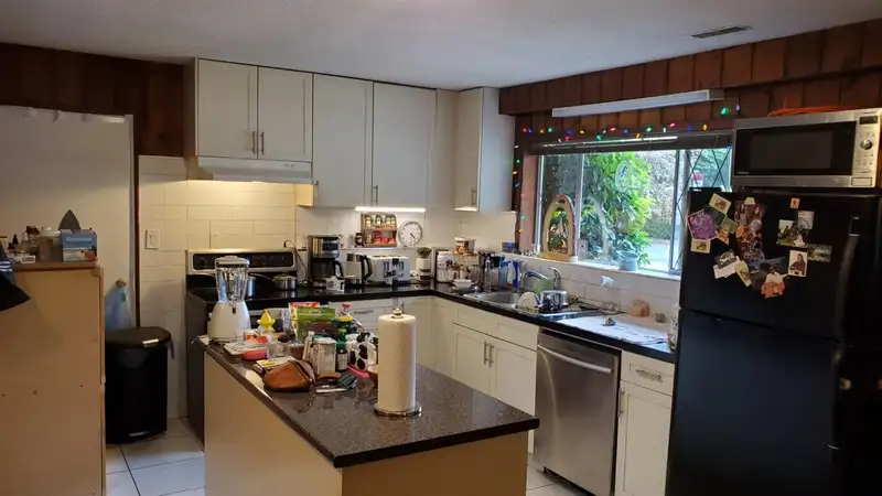 12704 107A AVENUE - photo 3 of 16