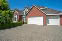 16495 111 AVENUE - thumbnail 1
