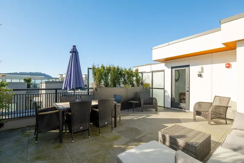 607 55 KLAHANIE DRIVE - photo 2 of 25