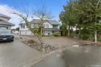 8883 157 STREET - thumbnail 2
