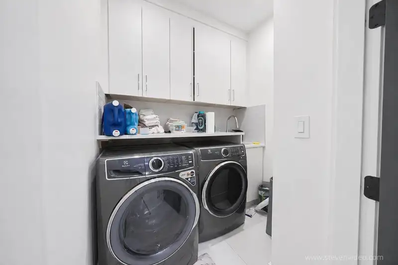 13390 112A AVENUE - photo 2 of 40