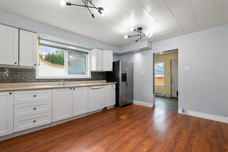 8825 EDWARD STREET - photo 4 of 25