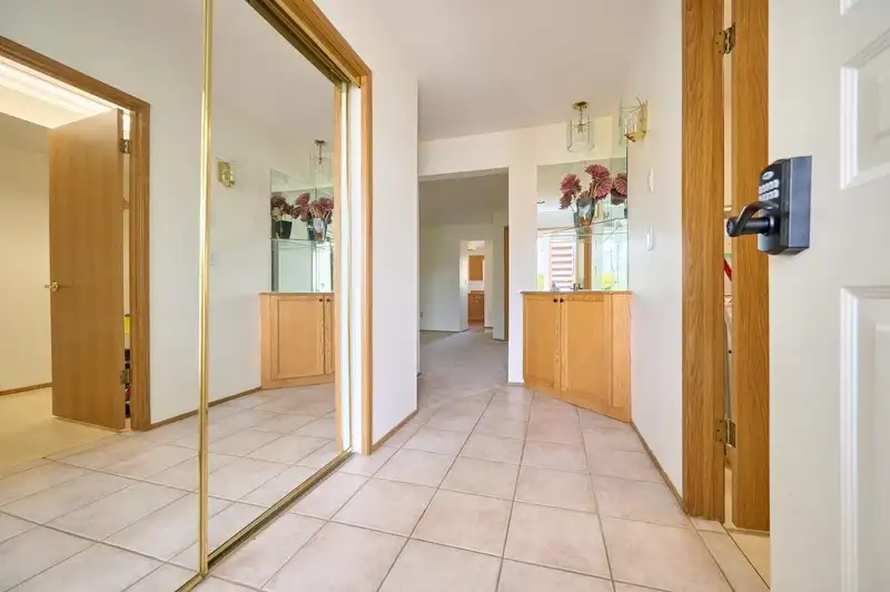 105 7156 121 STREET - photo 2 of 26