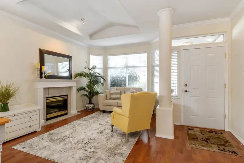 22 20770 97B AVENUE - photo 3 of 25