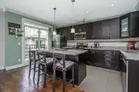 25 6383 140 STREET - thumbnail 12