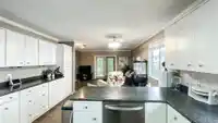 8095 158 STREET - thumbnail 11