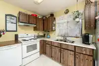 6485 133A STREET - thumbnail 10