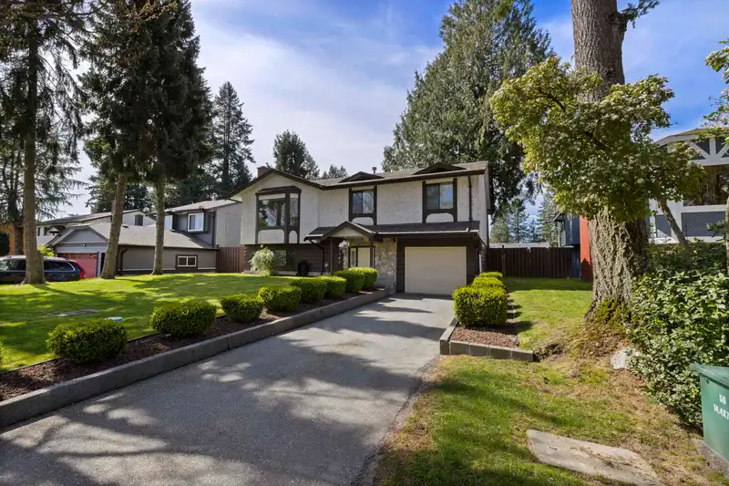 7307 TODD CRESCENT - photo 1 of 37