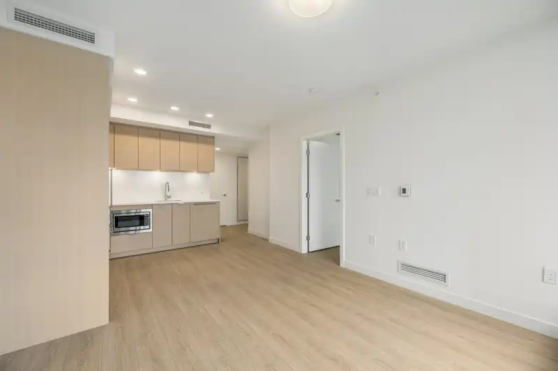 2606 13675 107A AVENUE - photo 4 of 28