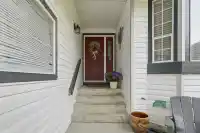 12316 SOUTHPARK CRESCENT - thumbnail 2