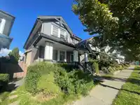 19049 69 AVENUE - thumbnail 1