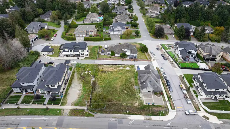 5718 144 STREET - photo 3 of 7