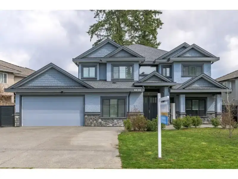 8538 156 STREET - photo 1 of 38