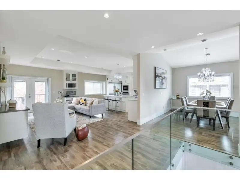 8538 156 STREET - photo 3 of 38