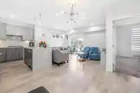 B208 14438 72 AVENUE - thumbnail 2