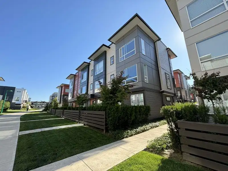 32 7288 188 STREET - photo 1 of 40