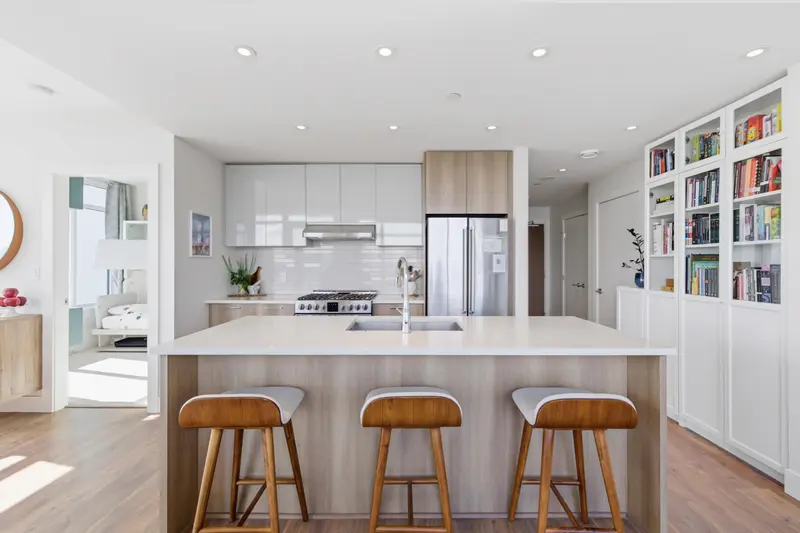 1508 258 NELSON'S COURT - photo 4 of 25