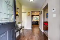 6154 130B STREET - thumbnail 2